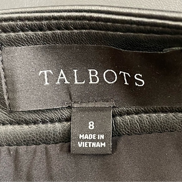 Talbots Vegan Leather Mini Skirt Women’s Size 8 Casual Black Soft - Picture 6 of 7